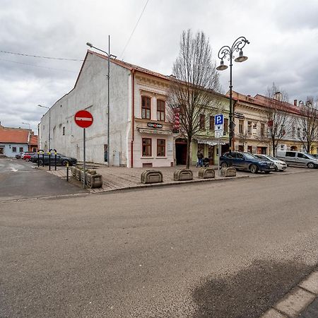 K1 Piatok Sobota Disco Cez Tyzden Tichy Apartman Košice Exterior foto